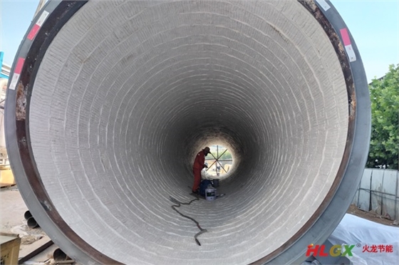 東營(yíng)利津火炬保溫 (2).jpg 東營(yíng)利津火炬保溫 (2).jpg