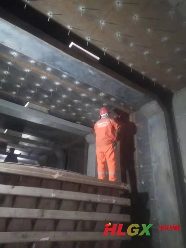 碳素焙燒窯保溫前 碳素焙燒窯保溫前